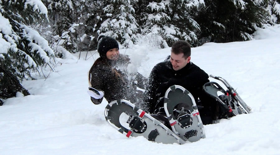 Couples Snowshoeing